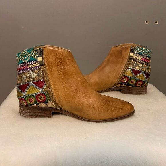 Antelope Taupe Geometric Cali Leather Ankle Boot Western Bootie EU 36 US 6 - Picture 1 of 7